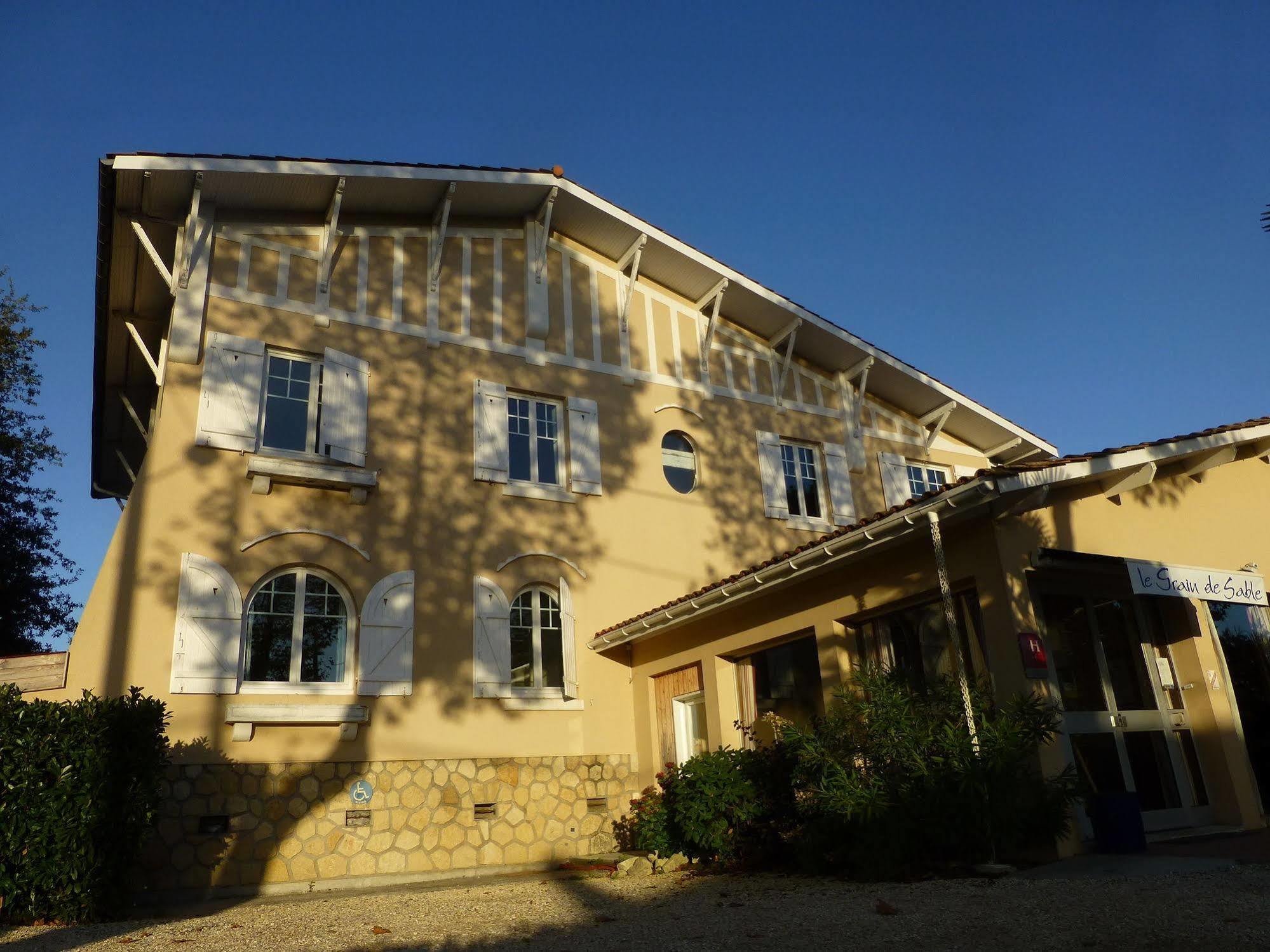 Hotel Le Grain De Sable Ares Exterior photo